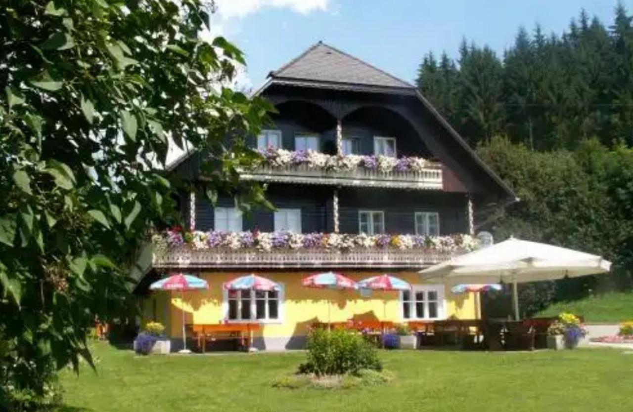 Raffelwirt Hotel Deutschgriffen ภายนอก รูปภาพ